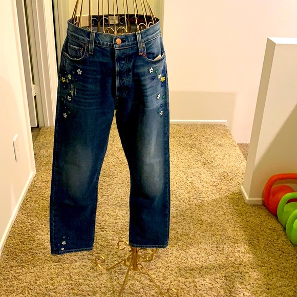 Alice and Olivia floral embroidered cropped jeans - Picture 3 of 9